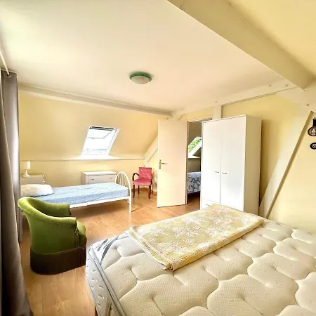 Saint Antoine, Vue à 60m De La Villa Réville