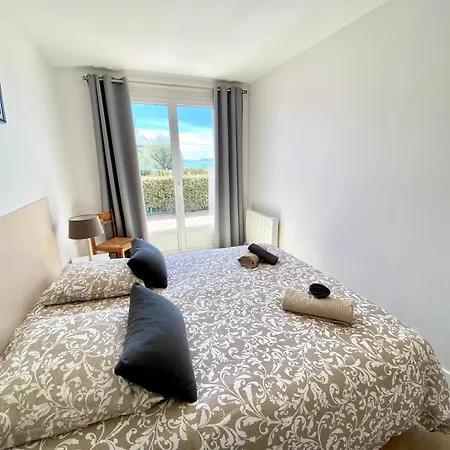 Saint Antoine, Vue à 60m De La * Réville