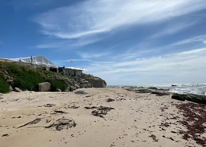 Saint Antoine, Vue A 60m De La Willa Réville