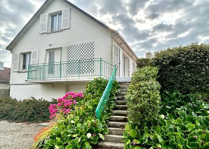 Villa Saint Antoine, Vue à 60m De La Réville