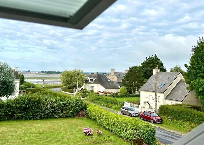 Saint Antoine, Vue A 60m De La * Réville