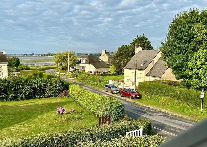 Saint Antoine, Vue A 60m De La *