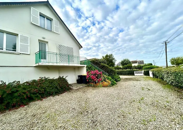 Saint Antoine, Vue A 60m De La